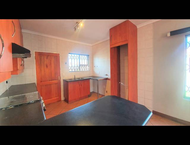 3 BEDROOM SECTIONAL TITLE FOR SALE IN NEW MARKET